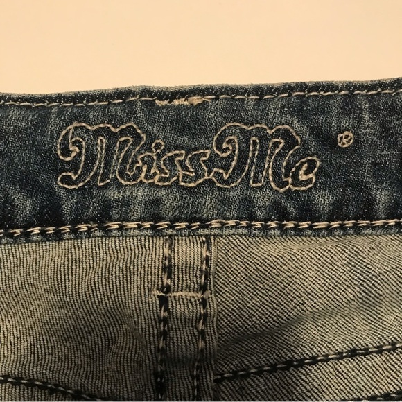 Miss Me Jeweled Flap Pocket Skinny Jeans Woman’s Size 27 - Picture 6 of 12